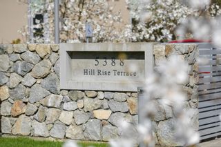 Photo 2: 702 5388 Hill Rise Terr in Saanich: SE Cordova Bay Condo for sale (Saanich East)  : MLS®# 960208