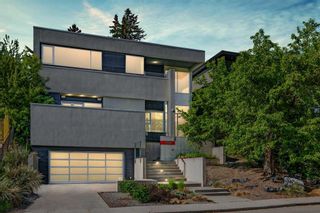 Photo 1: 2124 9 Avenue NW in Calgary: West Hillhurst Detached for sale : MLS®# A2103512