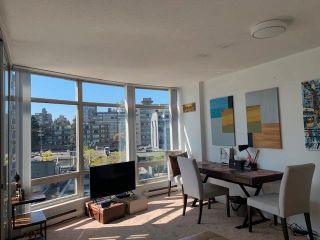 Photo 2: 702 1288 ALBERNI Street in Vancouver: West End VW Condo for sale in "The Palisades by Westbank" (Vancouver West)  : MLS®# R2876668