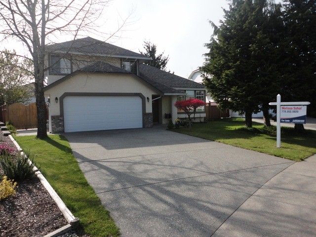 FEATURED LISTING: 3321 SLOCAN Drive Abbotsford