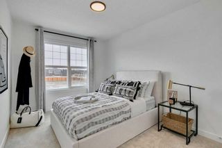 Photo 18: 67 Versant View SW in Calgary: C-163 Detached for sale : MLS®# A2122597