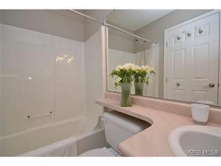 Photo 6: 102 710 Massie Dr in VICTORIA: La Langford Proper Row/Townhouse for sale (Langford)  : MLS®# 610225
