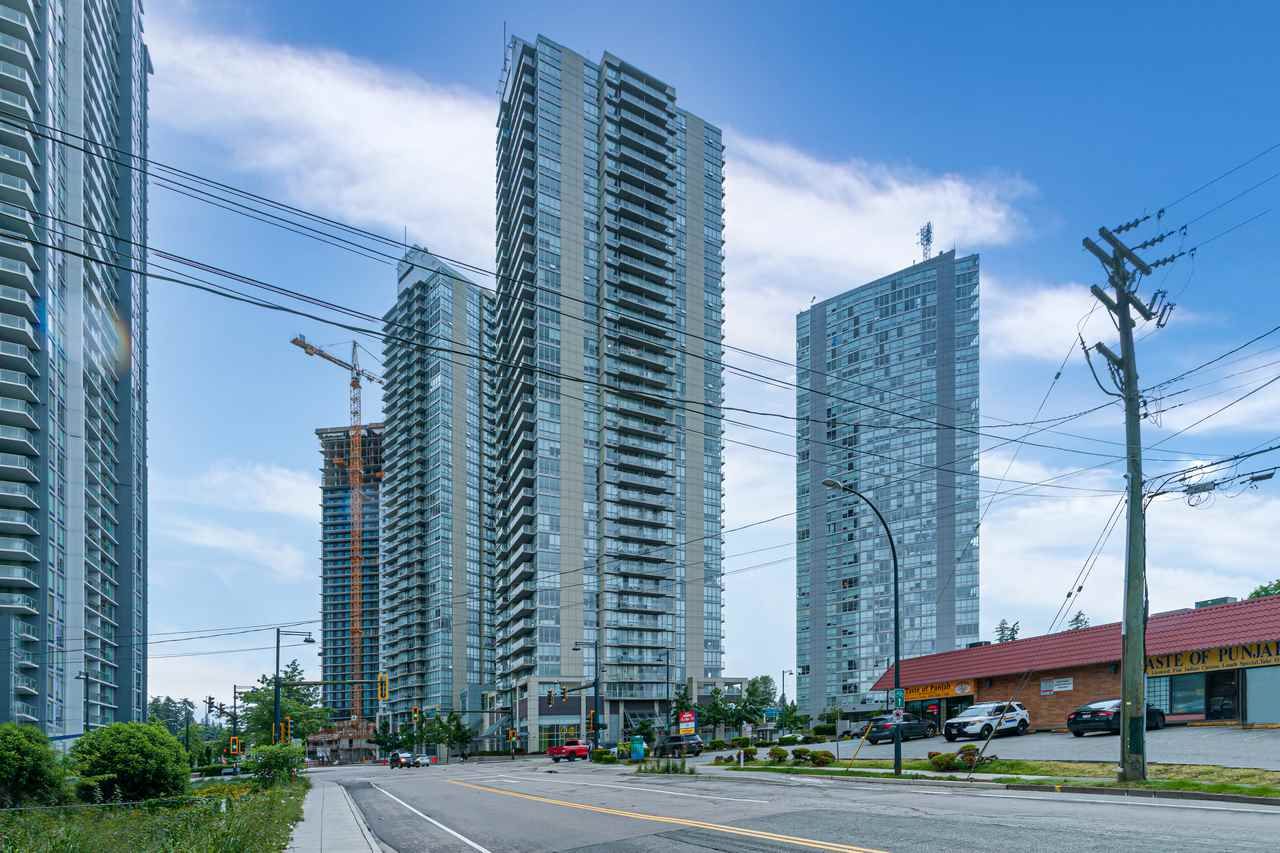 Main Photo: 601 13688 100 Avenue in Surrey: Whalley Condo for sale in "ONE PARK PLACE" (North Surrey)  : MLS®# R2465164