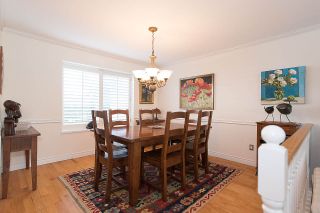 Photo 4: 2 1511 MAHON Avenue in North Vancouver: Central Lonsdale Townhouse for sale in "Heritage Court" : MLS®# R2206665
