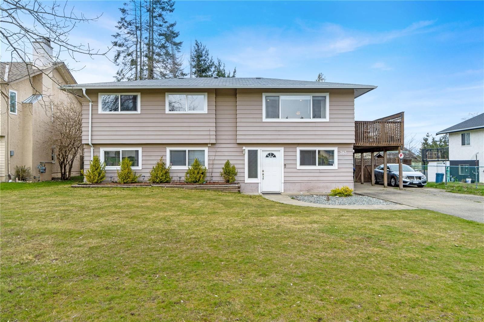 Main Photo: 383 Bass Ave in Parksville: PQ Parksville House for sale (Parksville/Qualicum)  : MLS®# 928398