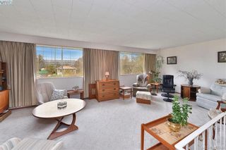 Photo 16: 3213 Wascana St in VICTORIA: SW Gorge House for sale (Saanich West)  : MLS®# 810520