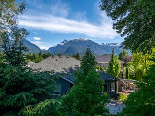 Photo 2: 8 40750 TANTALUS Road in Squamish: Tantalus Townhouse for sale in "MEIGHAN CREEK" : MLS®# R2892189