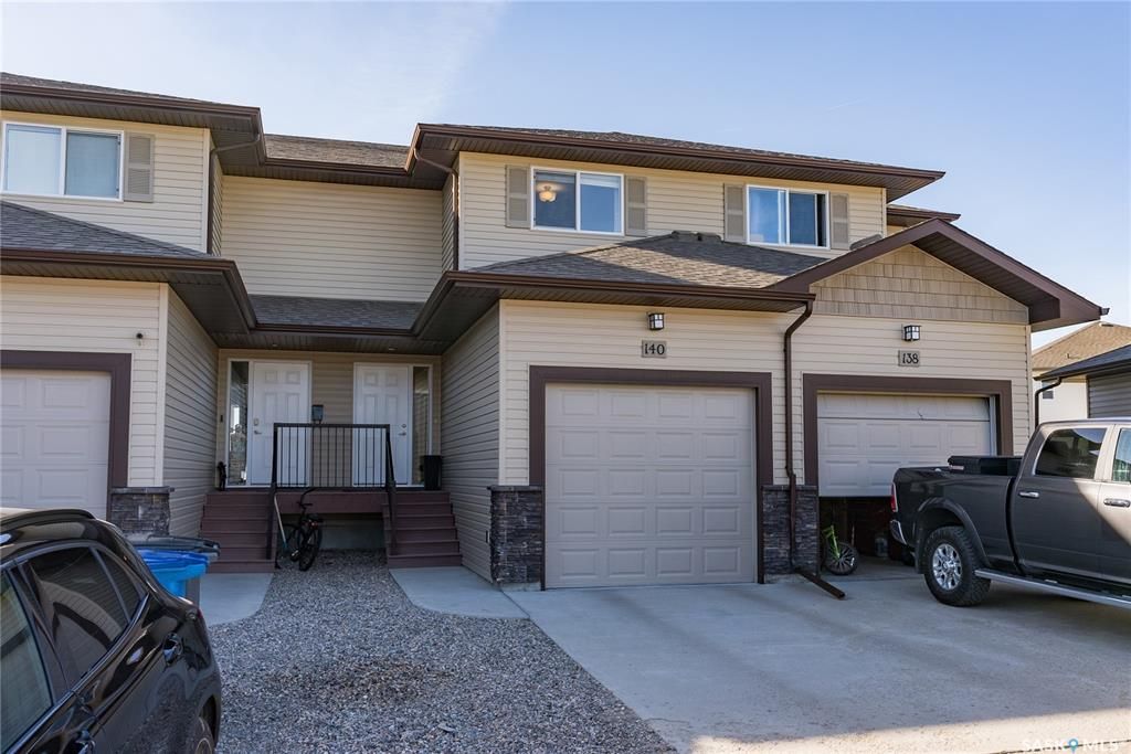 Main Photo: 140 Plains Circle in Pilot Butte: Residential for sale : MLS®# SK927671
