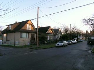 Photo 4: 2636 PRINCE ALBERT Street in Vancouver: Mount Pleasant VE House for sale (Vancouver East)  : MLS®# V624764