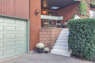 Photo 2: 2461 Jarvis Street in Mississauga: Erindale House (Backsplit 4) for sale : MLS®# W8261312