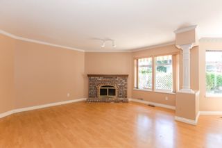 Photo 10: 15034 22 Avenue in White Rock: Sunnyside Park Surrey House for sale (South Surrey White Rock)  : MLS®# R2380431