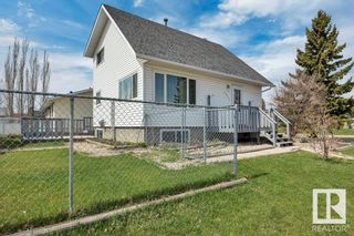 Photo 2: 2916 83 Street in Edmonton: Zone 29 House for sale : MLS®# E4291834