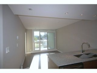 Photo 4: 609 135 E 17TH Street in North Vancouver: Central Lonsdale Condo for sale : MLS®# R2000306