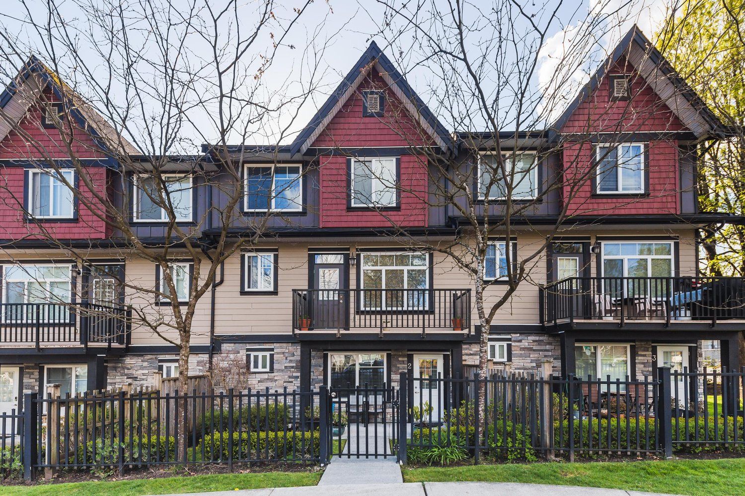 Main Photo: 2 6929 142 Street in Surrey: East Newton Townhouse for sale : MLS®# R2683141
