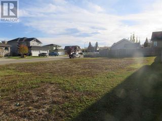 Photo 2: 1121 9 Avenue SE in Slave Lake: Vacant Land for sale : MLS®# A2106222