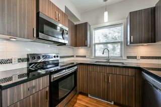 Photo 11: 217 20219 54A Avenue in Langley: Langley City Condo for sale in "SUEDE" : MLS®# R2449057