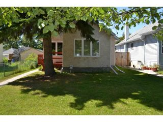 Photo 2: 266 Hampton Street in WINNIPEG: St James Residential for sale (West Winnipeg)  : MLS®# 1317692