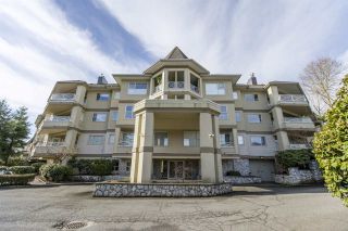 Photo 3: 213 20120 56 Avenue in Langley: Langley City Condo for sale in "Blackberry Lane" : MLS®# R2549274