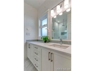 Photo 16: 1217 Hewlett Pl in VICTORIA: OB South Oak Bay House for sale (Oak Bay)  : MLS®# 700508