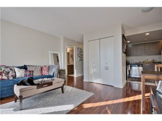Photo 1: 709 1212 HOWE Street in Vancouver: Downtown VW Condo for sale (Vancouver West)  : MLS®# V1044810