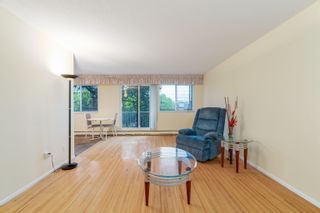Photo 2: 210 17707 57A Avenue in Surrey: Cloverdale BC Condo for sale in "Francis Manor" (Cloverdale)  : MLS®# R2684795