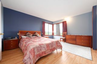 Photo 19: 878 CUMBERLAND Crescent in North Vancouver: Mosquito Creek House for sale : MLS®# R2787072