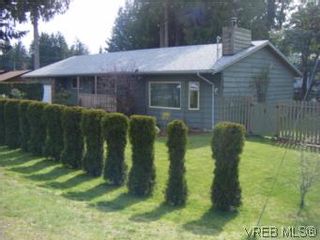Photo 1: 2304 Ravenhill Rd in SHAWNIGAN LAKE: ML Shawnigan House for sale (Malahat & Area)  : MLS®# 531373
