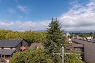 Photo 12: 304 3727 W 10TH Avenue in Vancouver: Point Grey Townhouse for sale in "FOLKSTONE" (Vancouver West)  : MLS®# R2617811