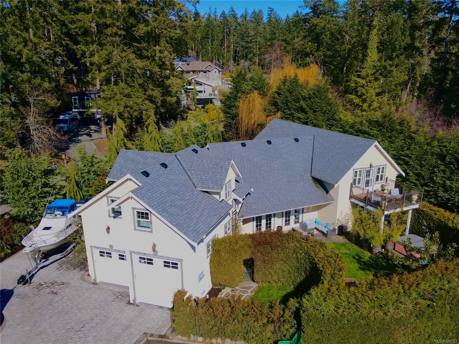 Main Photo: 3354 Stephenson Point Rd in Nanaimo: Na Hammond Bay House for sale : MLS®# 926353
