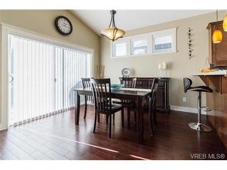 Photo 8: 947 Bray Ave in VICTORIA: La Langford Proper House for sale (Langford)  : MLS®# 690628