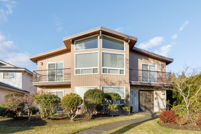 FEATURED LISTING: 7235 QUEENSTON Court Burnaby