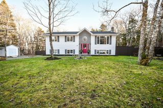 Main Photo: 74 Sylvania Terrace in Hammonds Plains: 21-Kingswood, Haliburton Hills, Residential for sale (Halifax-Dartmouth)  : MLS®# 202324413