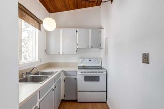 Photo 10: 9810 26 Street SW in Calgary: Oakridge Semi Detached (Half Duplex) for sale : MLS®# A2118348