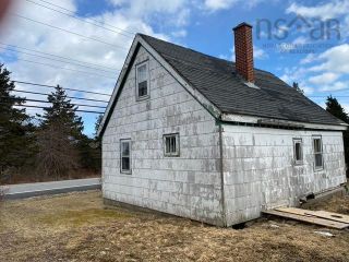 Photo 6: 7189 Highway 207 in West Chezzetcook: 31-Lawrencetown, Lake Echo, Port Residential for sale (Halifax-Dartmouth)  : MLS®# 202204539