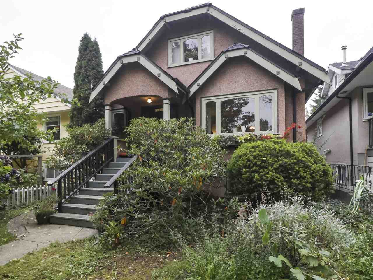 Main Photo:  in Vancouver: Dunbar House for rent (Vancouver West)  : MLS®# AR139B
