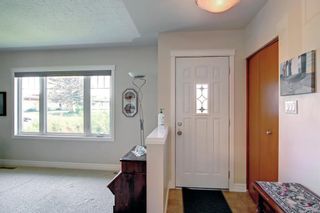Photo 2: 52 Sackville Drive SW in Calgary: Southwood Detached for sale : MLS®# A1234268