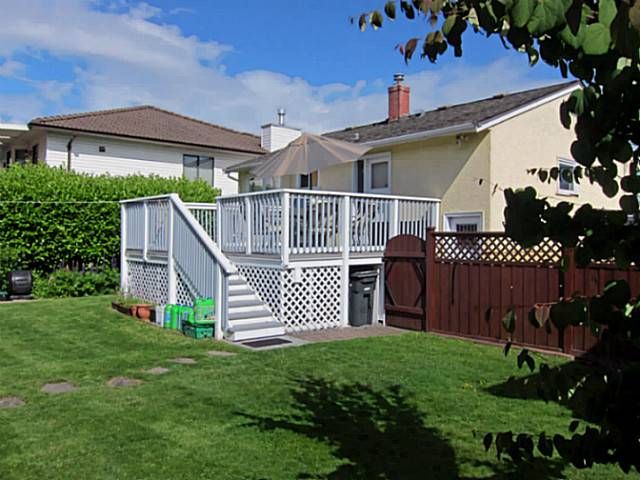 Photo 11: Photos: 7645 16th Avenue in Burnaby: Edmonds BE House for sale (Burnaby East)  : MLS®# V1066735