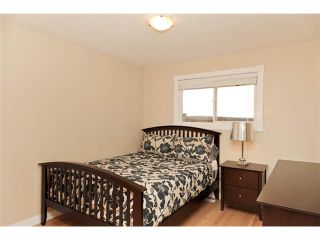 Photo 13: 1324 MAPLEGLADE Crescent SE in CALGARY: Maple Ridge Residential Detached Single Family for sale (Calgary)  : MLS®# C3515436