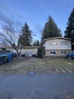 Main Photo: 2306 WARE Street in Abbotsford: Central Abbotsford House for sale : MLS®# R2860609