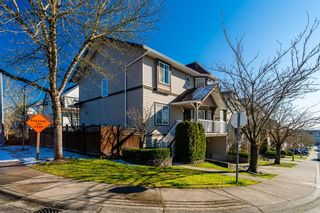 Photo 3: 6686 205A Street in Langley: Willoughby Heights House for sale : MLS®# R2657696