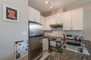 Photo 5: 705 6823 STATION HILL Drive in Burnaby: South Slope Condo for sale (Burnaby South)  : MLS®# R2326962