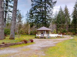 Photo 79: 9537 NASSICHUK ROAD in Powell River: House for sale : MLS®# 17977