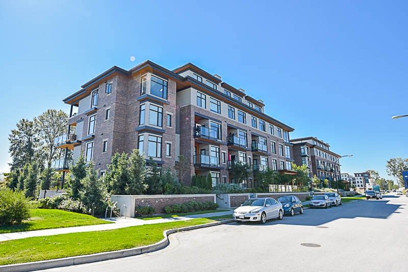 Main Photo: 310 260 SALTER Street in New Westminster: Queensborough Condo for sale in "PORTAGE" : MLS®# R2200516