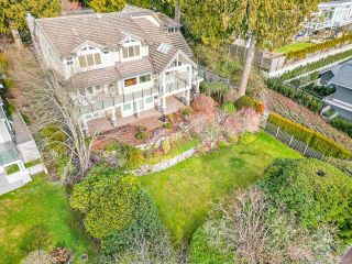 Photo 37: 2410 QUEENS Avenue in West Vancouver: Queens House for sale : MLS®# R2753994
