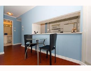 Photo 5: 1104 438 SEYMOUR Street in Vancouver: Downtown VW Condo for sale in "CONFERENCE PLAZA" (Vancouver West)  : MLS®# V776093