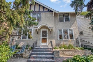 Photo 1: 196 Niagara Street in Winnipeg: River Heights Residential for sale (1C)  : MLS®# 202323447