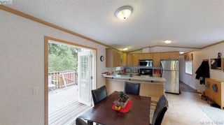Photo 11: B7-920 Whittaker Road  |  Mobile Home For Sale