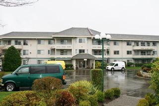 Photo 1: 216 2451 GLADWIN Road in Abbotsford: Abbotsford West Condo for sale in "Centennial Court - Maples" : MLS®# R2126088