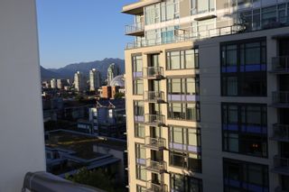 Photo 6: 1402 1708 COLUMBIA Street in Vancouver: False Creek Condo for sale (Vancouver West)  : MLS®# R2784529
