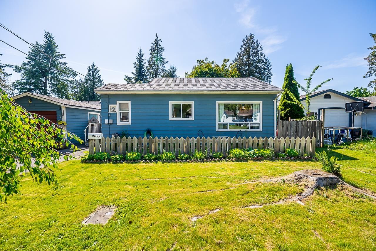 Main Photo: 2833 MAPLE Street in Abbotsford: Central Abbotsford House for sale : MLS®# R2779403